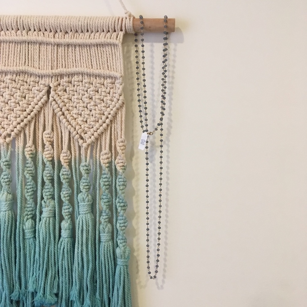 BNWT Rosary Beaded Necklace - Francesca’s